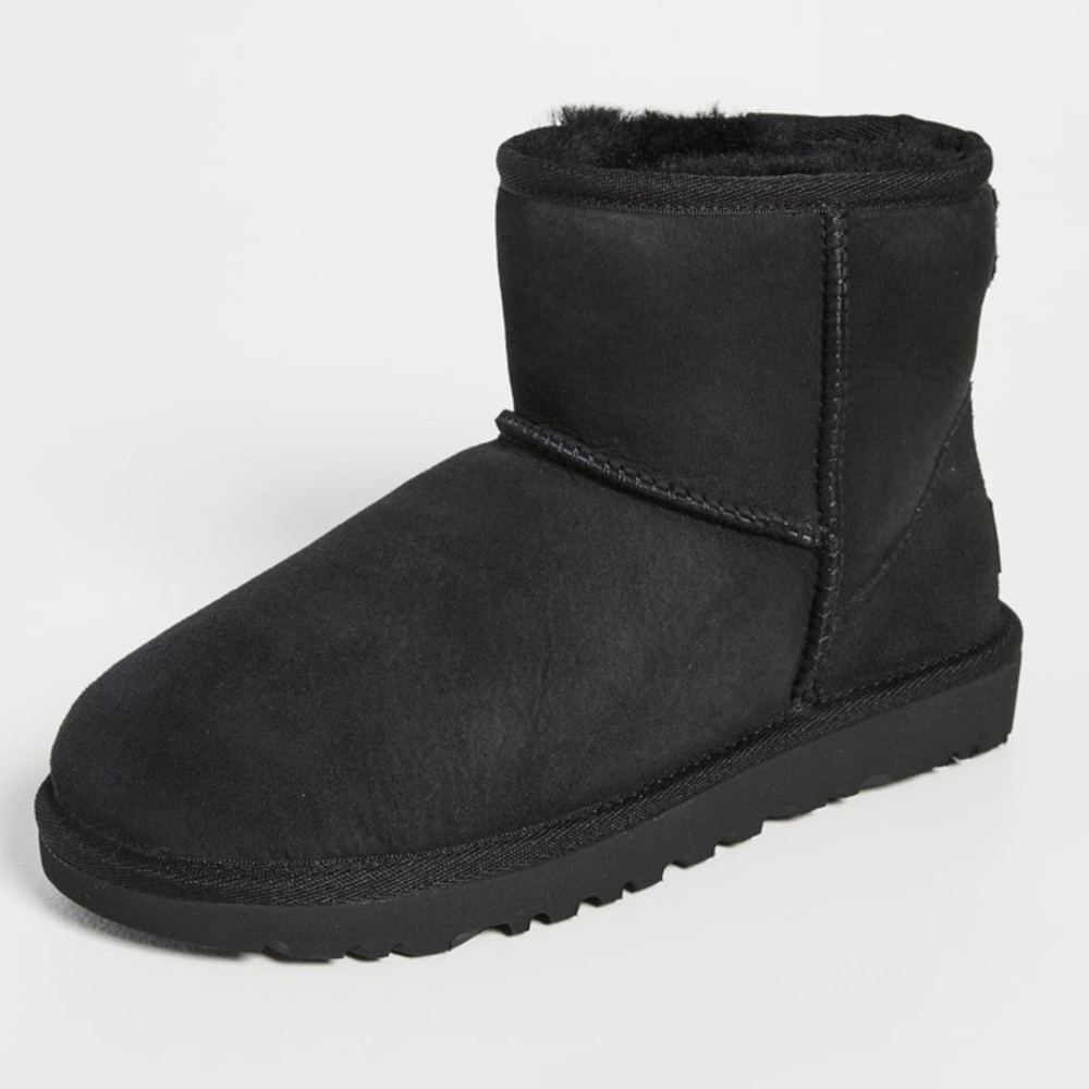 Ugg Classic Mini II Black Boot